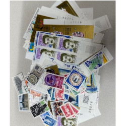 240 timbres à 2,30 Francs (552 Frs soit 84 €)